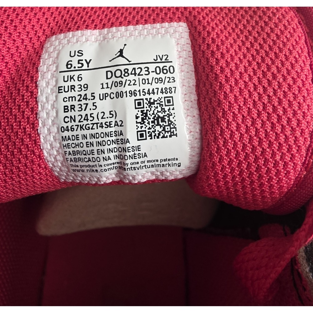 Nike Air Jordan 1 Mid Youth Size 6.5Y Black Red Sneakers DQ8423-060 - Picture 10 of 14